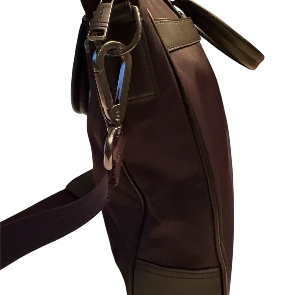 TUMI Black Briefcase with Shoulder Strap